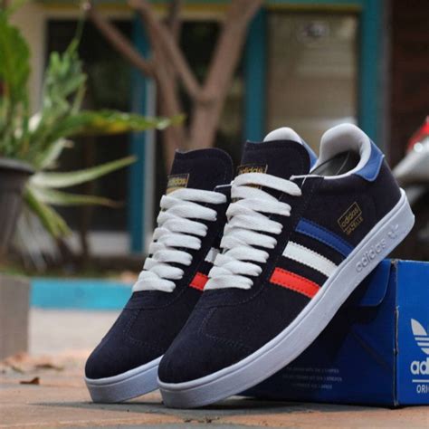 sepatu adidas garis 3|adidas 3 stripes.